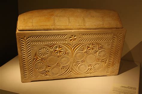 ossuary box